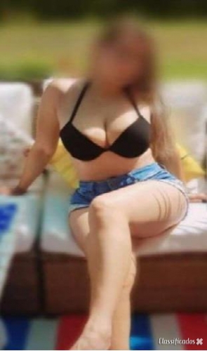 Branquinha safada iniciante, safadinha com oral molhadinho.