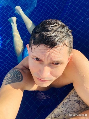Garoto dotado , nordestino , bumdudo , discreto e sigiloso
