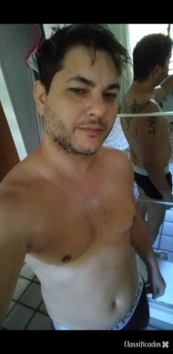Homem hetero quer sexo mulheres ou casais