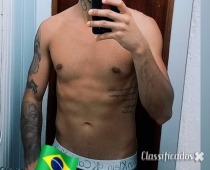 Jovem experiente bem diferenciado